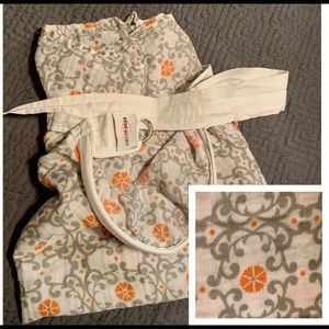 Muslin Nursing Cover